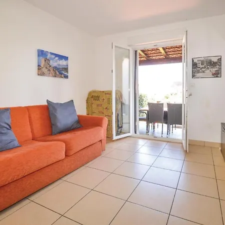Awesome In W/ Outdoor Swimming Pool, Wifi And 1 Bedrooms Hébergement de vacances Prunete