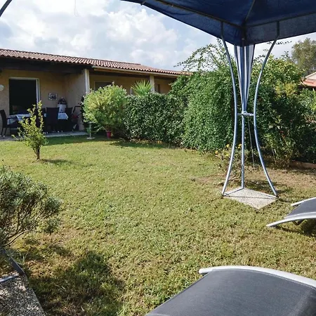 Awesome In W/ Outdoor Swimming Pool, Wifi And 1 Bedrooms *