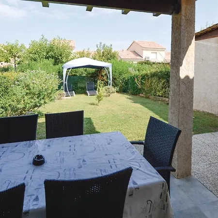 Awesome In W/ Outdoor Swimming Pool, Wifi And 1 Bedrooms * Prunete